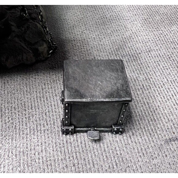 Shrek McFarlane Toys Talking Lord Farquaad Playset Duloc Dungeon Gingy Works - Picture 6 of 16